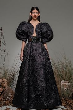 Plunging neckline belted brocade dress – HerTrove Brocade Styles, Brocade Gown, Brocade Corset, Brocade Dress, Brocade Dresses, Glamour Dress, Corset Dress, Plunging Neckline, African Fashion