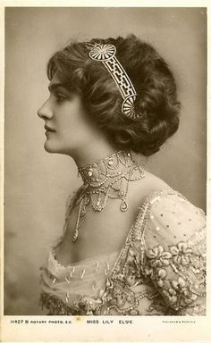 Basic Hairstyles, Historical Hairstyles, Victorian Hairstyles, Photographie Portrait Inspiration