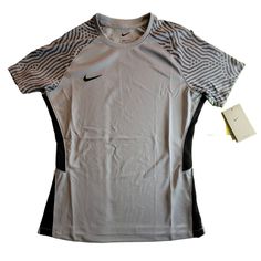 New With Tag. Nike Women's Dri-Fit Strike 2 Soccer Shirt Gray Size Small Cw3555-012 Please Check Photos Before Purchase. Thanks For Checking Out My Page. Nike Gray Sports Top, Gray Nike Sports Top, Nike Gray Sporty Top, Soccer Fits, Soccer Fit, Rapper Style, Tops Nike, Soccer Shirt, Nike Vintage