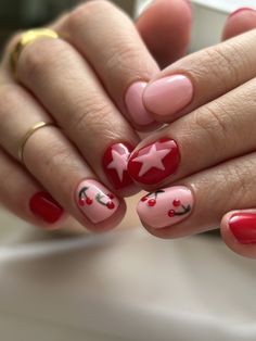 Simple Diy Gel Nail Designs, Simple Short Nail Designs Fall, Red Pink Christmas Nails, Short Valentines Nails Pink, Short Nails Ideas Valentines, Pink January Nails, Maroon And Pink Nails, Simple Nails Red, Overlay Nail Ideas