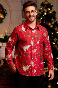 This Christmas Button Shirt has a full print design, a spread collar, a curved hem, and vibrant colors. Men's Christmas Printed Shirt is made of a soft, quick-drying, skin-friendly, long-lasting, and wrinkle-free fabric that delivers a highly comfortable and pressure-free wearing experience while remaining bright and vibrant. #men #christmas #ugly #shirt Mens Christmas Outfit, Shirt Ideas For Men, Christmas Shirts For Men, Satin Shirt Men, Christmas Shirt Ideas, Casual Dress Outfit, Christmas Outfit Men, Mens Bowling Shirts, Hipster Prints