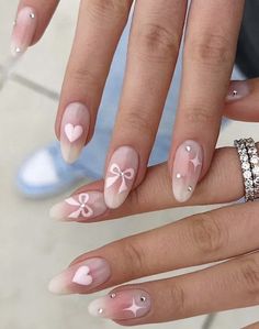 Coquette Nails, Kutek Disney, Her Nails, Pretty Gel Nails, Really Cute Nails, Soft Nails, Lily Rose Depp, Dream Nails, Nail Charms