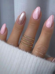 Pink Spring Nails, Highlights For Brunettes, Summer Hair Highlights, Pink Glitter Nails, Hair Color Ideas For Brunettes, Nail Designs Glitter, Pink Spring, Oval Nails, Elegant Nails