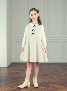 Modern Clothes, Velvet Ribbon, Pleated Dress, Kids Outfits, Ribbon, Velvet, How To Wear, Clothes