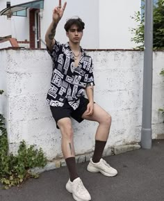 Fest Outfits, Mens Summer Outfits, Mens Trendy Outfits, Mens Fashion Streetwear, Stylish Mens Outfits, Men Fashion Casual Outfits, Streetwear Men Outfits, Summer Outfits Men, Mens Casual Outfits