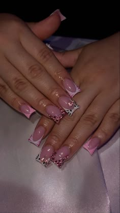 Duckies Nails Short, Duck Nail Designs Y2k Short, Nail Inspo Duck Nails, Short Acrylic Nails Hello Kitty, Y2k Duck Nails Short, Short Duckies Nails, Duck Nails Hello Kitty, Duck Nails Acrylic Y2k, Short Duckies