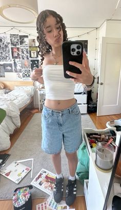 Y2k Summer Outfits, Look Adidas, Diy Vetement, Outfit Inspo Summer, Y2k Summer, Looks Street Style, Fashion Streetwear