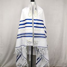 Big Size 108*180Cm Jewish Tallit Talit Prayer Shawl & Talis Scarf Women Men Talit Prayer Shawl Jewish Tallit, Prayer Shawl Patterns, Garment Of Praise, Messianic Jewish, Prayer Shawl, The Messiah, Beautiful Prayers, My Prayer, Gold Stripes