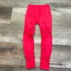 Beautiful Red, High Waisted, Seamless Red Micro-elastic Yoga Pants For Workout, Micro-elastic Red Leggings For Yoga, Red Compression Yoga Pants, Red Compression Yoga Pants For Pilates, High Stretch Red Athleisure Leggings, Red Compressive Yoga Pants, Red Compressive Gym Leggings, Red Seamless Gym Bottoms, Compressive Red Gym Leggings