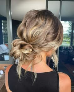 Easy Updos For Medium Hair, Bridal Hair Updo, Up Dos For Medium Hair, Wedding Guest Hairstyles