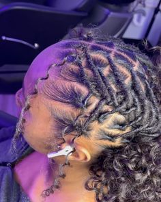 𝑹𝑽𝑨 𝑳𝒐𝒄𝒔|𝑻𝒘𝒊𝒔t| 𝑴𝒊𝒄𝒓𝒐𝒍𝒐𝒄𝒔 | SMedium Starter Locs With C Parting So full and beautiful😍 Book a Consultation today to start your loc journey 🌱 #RoyalLocs... | Instagram Short Instant Locs, Starter Locs Styles For Short Hair Women, Diamond Starter Locs, Loc Styles With Weave, Traditional Starter Locs, How To Maintain Starter Locs, Starter Locs Diamond Parts, Small Traditional Starter Locs