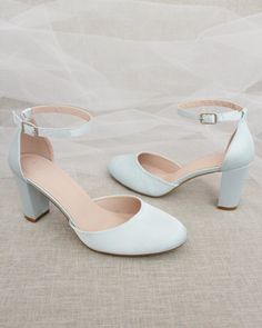 Light Blue Kitten Heels, Graduation Heels, Light Blue Heels, Women Wedding Shoes, Fav Aesthetic, Bridesmaids Shoes, Light Blue Shoes, Elegant Life, Fav Products