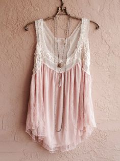 Lovely Lace Sling Vest For Women Mode Hippie, Vest For Women, Estilo Hippie, Paris Mode, Mode Boho, Rilakkuma, Hippie Chic, Mode Inspiration, Hippie Style