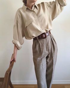 Freja Aura on Instagram: “For the love of vintage 💛  Silk shirt @maradvintage (gifted)” Dark Academia Fashion Pants, Favorite Aesthetic, Winter Mode Outfits, Academia Outfits, Outfit References, Dark Academia Fashion, Academia Fashion, Mode Casual, Paris Outfits