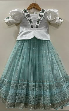 Kids Blouse Designs Baby Girls, Lehenga For Kids Designer, Kids Dresses For Girls Indian, Pattu Langa Designs For Kids, Parikini Designs, Kids Blouse Designs Indian, Baby Langa Blouse Designs, Baby Pattu Langa Designs, Kids Blouse Designs For Lehanga