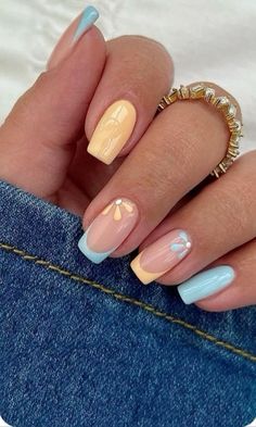 Biab Gel Nails Holiday Summer, Short Square Acrylic Nails Summer 2024, Summer Gel Nails Ideas 2024 Short, Gel Powder Nails, Multicolored Nails, Aqua Nails, Beachy Nails, May Nails, Vintage Nails