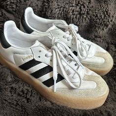 Adidas Sambas- Size 8- Gummy Platform Sole I Love These But They Run A Little Big. Great Used Condition! Black White, White Adidas, Adidas Samba, Platform Shoes, Adidas Women, Athletic Shoes, White And Black, Adidas, Running