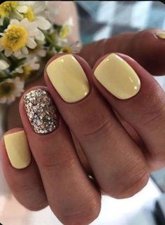 Summer 2024 Nails for Dark Skin: Trending Colors and Classy Designs Yellow Nail Art, Yellow Nail, Short Gel Nails, Glitter Gel Nails, Her Nails, Summer Nails Colors, Dipped Nails, Yellow Nails, Gel Nail Designs