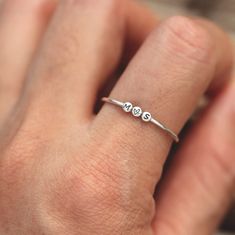 Personalized letter RingCustom silver Initial RingSterling | Etsy Silver Initial Ring, Name Ring, Tiny Rings, Zierlicher Ring, Letter Ring, Name Rings, Personalized Letters, Initial Ring, Midi Rings