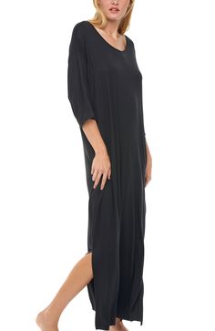 This long nightgown sleepshirt features a round neckline, 3/4 length sleeves, hidden is-seam pockets deep enough to hold your smart phone or small cat and a full length round hem with split side seams for ultimate flexibility and comfort. Great as casual sleepwear or as a casual dress. Lightweight, comfortable, good quality fabric and sewing. Oversized Pajamas, Long Sleep Dress, Casual Sleepwear, Bedtime Outfit, Long Nightgown, One Piece Clothing, Mens Pajamas Set, Women's Nightgowns, Sleep Dress