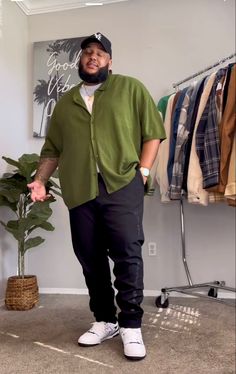 Big Body Style Men, Mens Clothing Styles Bigger Guys, Big Dude Outfits, Old Money Outfits Men Plus Size, Outfit Ideas Men Plus Size, Plus Size Male Outfits Aesthetic, Big Guy Fits