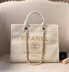 Mochila Chanel, Tas Lv, Trendy Purses, Kelly Bag, Pretty Bags, Canvas Shopping Bag