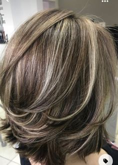 Long Layered Hair Cut, Hair Color Ideas For Brunettes Short, Grey Hair Inspiration, Beautiful Blonde Hair, Brown Hair With Blonde Highlights, Hairstyles For Layered Hair