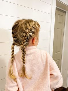 Toddler Dutch Braids: Easy Hairstyles & Pigtails Tutorial Guide Pigtails Tutorial, Braids Easy Hairstyles, French Braid Pigtails, Daughter Hairstyles, Braids Easy, Two French Braids, Blonde Kids, Hair Style On Saree, Hairstyles Pigtails