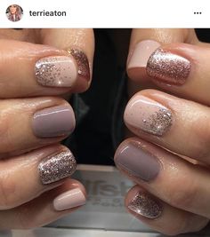 Nude, rose gold glitter nails. Gelish & Magpie. Rose Gold Glitter Nails, Rose Gold Nails Glitter, Glitter Ideas, Gold Glitter Nails, Gelish Nails, Gold Nail, Nails Winter, Rose Gold Nails, Nails Glitter