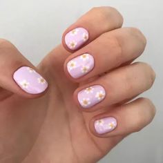 Summer Nail Art Designs, Summer Nail Art, Daisy Nails, Nail Art Designs Summer, Minimal Nails, Casual Nails, Manicure Y Pedicure