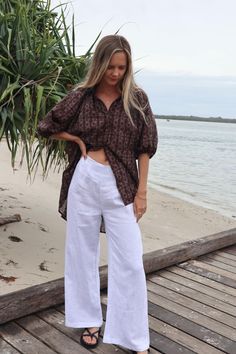 These great pants are a simple wide leg design with back zipper. They will take you from day to night and are a great addition to any wardrobe.120 White Linen Maxi Dress, Long Linen Pants, Summer Linen Pants, White Linen Trousers, Linen Beach Pants, Wide Leg Linen Trousers, Linen Wide Leg Pants, Pants Linen, White Linen Shirt