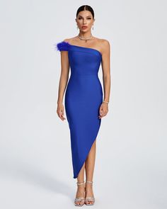 Elevate your style in our luxurious Off Shoulder Feather Trim Bandage Dress. The elegant blue hue complements the feather trim detailing, creating a sophisticated and exclusive look that is sure to turn heads. Made from high-quality bandage material, this dress hugs your silhouette for a perfect fit. Our Style No.PD23372 95%Polyester, 5%Spandex Very Stretchy Height - 68.9"/175cm Bust - 34.6"/88cm Waist - 25.6"/65cm Hips - 36.6"/93cm and wears size S Gentle Dry Clean Only About Wholesale/Dropship Elegant Evening Wear, Feather Trim, Dresses Royal, Royal Blue Dresses, 80 Dress, The Dance, Dance Floor, Bandage Dress, Blue Hues