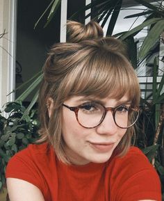 Bangs And Glasses, Hairstyles With Glasses, Fast Hairstyles, Penteado Cabelo Curto, Cute Hairstyles For Short Hair, Trending Hairstyles, Girl Short Hair, Short Hair With Bangs, Hair Envy