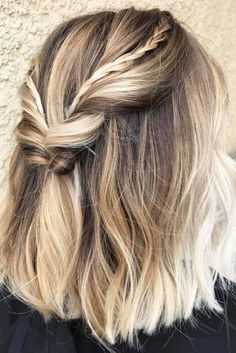 Festival Hairstyles, Thick Hair Styles Medium, Prom Hairstyles For Short Hair, Short Braids, Hair 2018, Peinados Fáciles Para Cabello Corto, Short Hair Balayage, Penteado Cabelo Curto, Festival Hair