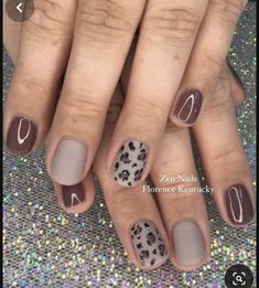 Burgundy Nails With Cheetah Print, Fall Mat Nails Ideas, Nude Leopard Print Nails, Autumn Leopard Print Nails, Labor Nails Mom, Boho Nail Design, Fall Leopard Nail Designs, Fall Leopard Print Nails, Short Gel Nail Designs Fall