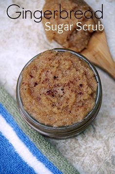 This homemade sugar scrub smells just like your favorite gingerbread recipe! Gingerbread Sugar Scrub, Easy Sugar Scrub, Beauty Hacks That Actually Work, Pamper Skin