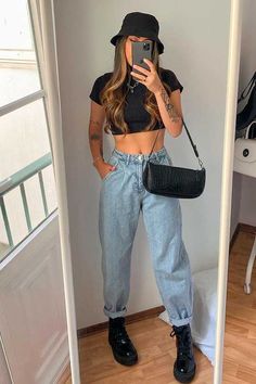 Mom Jeans Outfit, Mode Chanel, Edgy Outfits, Looks Style, Teen Fashion Outfits, Retro Outfits, Outfits Casuales, Cute Casual Outfits