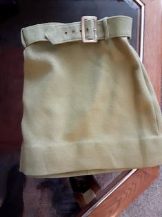 Great condition 1970s mini skirt Fitted Retro Style Mini Skirt, Retro High Waist Fitted Skort, Retro High-waist Fitted Skort, Vintage Mini Skirt For Summer, Vintage Summer Lined Skort, Vintage Lined Skort For Summer, Vintage Skort For Summer, Vintage Fitted Mini Bottoms, Vintage Style Skort For Summer