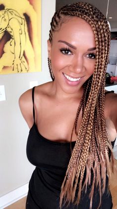 Professional Braids For Black Women, Blonde Corn Row Braids Black Women, Curvy Cornrows, Blond Cornrows Black Women, Braids For Vacation Black Women, Crown Row Braids For Black Women, Corn Rows Braids Black Women, Beyonce Braids Cornrows, Corn Row Braids Black Women