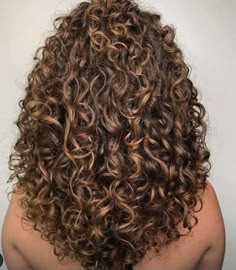 Milkshake Hair, Curl Hairstyles, Root Volume, The Curly Girl Method, Perm Hair, Frizz Free Curls, Spiral Curls