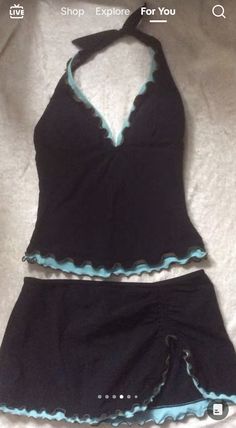 Black Tankini Bathing Suit, Aesthetic Two Piece Swimsuit, Tankini Swimsuits Aesthetic, Y2k Tankini Aesthetic, Modest Cute Swimwear, Tankini Swimsuits For Women Aesthetic, Swim Skirt Outfits, 2000s Tankini, Scene Swimsuit