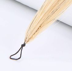 The Lightest feather micro loop hair extensions 9A top quality 100% human hair feather loop hair extensions real human hair extensions 125-250strands remy hair feather hair extensions free shipping Why Feather micor loop hair extensions? 1.lightest hair extension.It's very light and feels less 2.one ️ perfect connection, no pruning and no fault 3.discount ️ imitation real occurrence long, real nature 4.no tension when connecting, no hair injury and hair loss when disconnecting 5.convenient hair, can comb in the end 6.easy to wash ️ and blow dry 7.joint is particularly small: sleep does not affect the scalp 8.solid and firm, not big pull, has not been removed 9.high concealment, no interface 10.very relaxed and comfortable, not falling scalp Colour:#613 blond (#60 platinum blond please cont Hand Tied Hair Extensions, Wash And Blow Dry, Micro Loop Hair Extensions, Feather Hair Extensions, Real Nature, Real Human Hair Extensions, Feather Hair, Feathered Hairstyles, Hair Quality