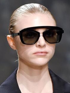 Jil Sander Unique Sunglasses, Glasses Style, Best Accessories, Wearing Sunglasses, Eye Frames