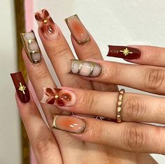 Kehlani Crash Tour Nails, Long Coffin Gel Nails, 3d Flower Fall Nails, Thanksgiving Nail Set, Thanksgiving Nail Designs Fall Long, Brown Bday Nails, Light Brown And Gold Nails, Brown Acrylic Nails With 3d Flowers, Pink And Gold Acrylic Nails Designs