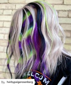 Purple And Green Hair, Hair Puff, Creative Hair Color, Hair Color Crazy, Fantasy Hair, Colored Hair, Creative Hairstyles