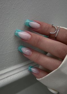 Teal Homecoming Nails, Tenerife Nails Ideas, Teal Hoco Nails, Green Turquoise Nails, Aqua Green Nails, Tenerife Nails, Turquoise Blue Nails, Turquoise Nail Ideas, Aqua Blue Nails