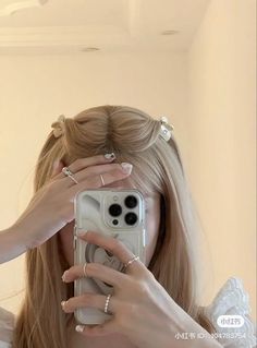 ꒰ not my photo ꒱ ♡  ༘° Hair Stylies, Hair Inspo Color, Dream Hair, Trendy Short Hair Styles, Aesthetic Hair, Hairstyles Haircuts, Trendy Hairstyles, Pretty Hairstyles