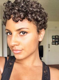 Curly Hair Goals Pixie Cut Curly, Avatar Art, Curly Pixie Hairstyles, Curly Pixie Haircuts, Natural Hair Short Cuts, Curly Pixie Cuts, How To Curl Short Hair, Short Sassy Hair, Short Curly Haircuts