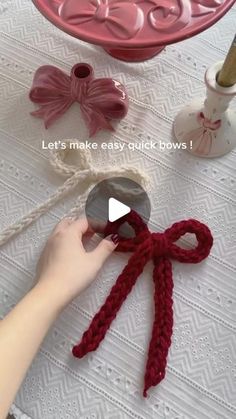 a person is making something out of yarn and crochet with the words let's make easy quick bows