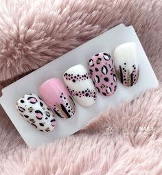 30 Fashionable Leopard Nails to Try Animal Print Nail Designs, Nail Art Leopard, Uñas Animal Print, Animal Print Nail Art, Rockabilly Nails, Leopard Print Nail Art, Acrylic Nail Designs Classy, Leopard Print Nail, Nail Art Wheel